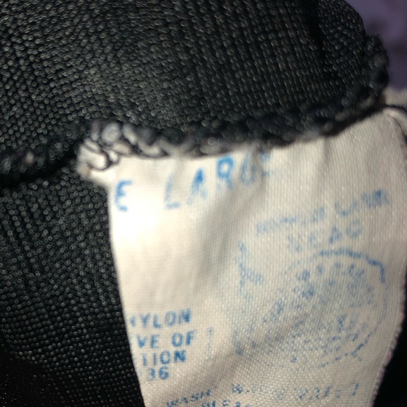 Lightweight Black & Red Robe Large - Picture 2 of 2